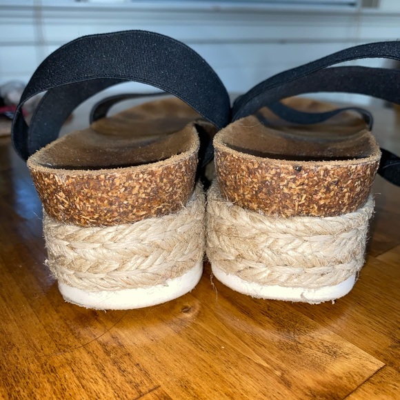 Steve Madden Platform Sandals - Picture 4 of 8